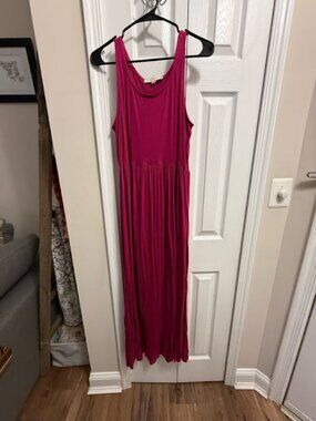 Sleeveless Maxi Dress